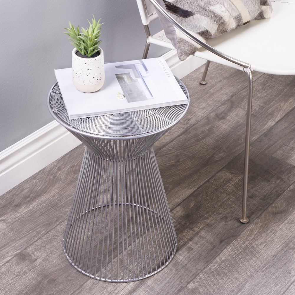 Greeley Metal Side Table, Silver. Picture 8