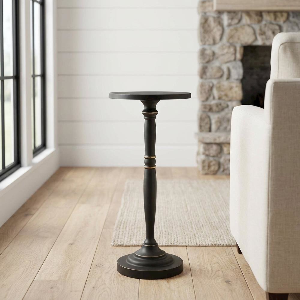 Round Metal End Table, Distressed Traditional Side Table for Living Room. Picture 2