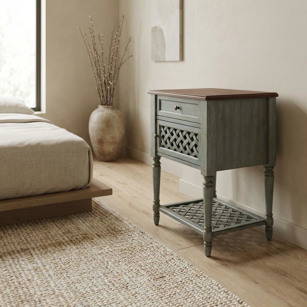 Rustic Nightstand with Drawer, Traditional Wood Side Table for Bedroom. Picture 3