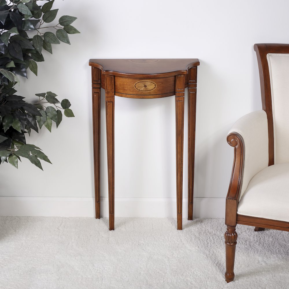 Chester Console Table, Medium Brown. Picture 7