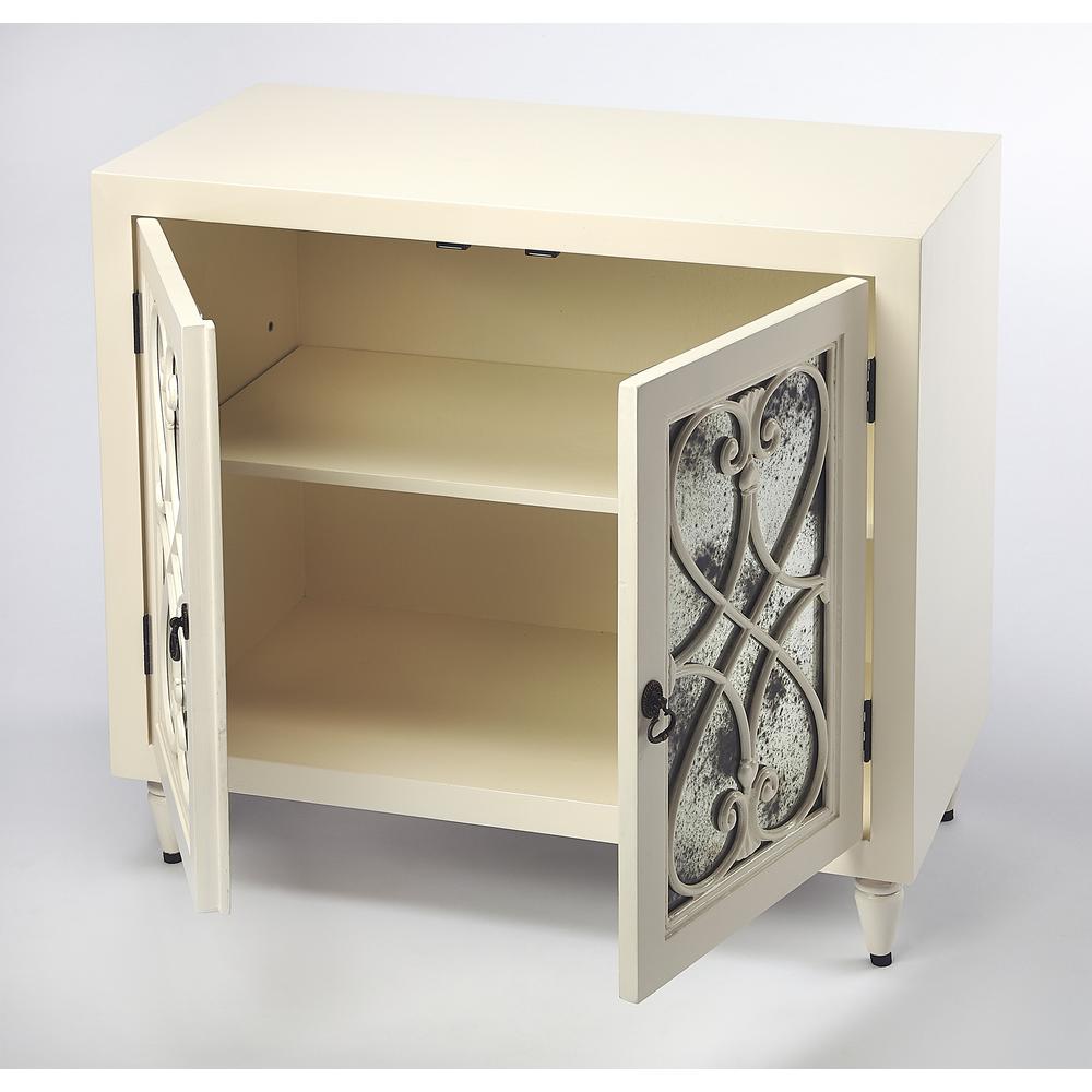 Finney Chest, White. Picture 2