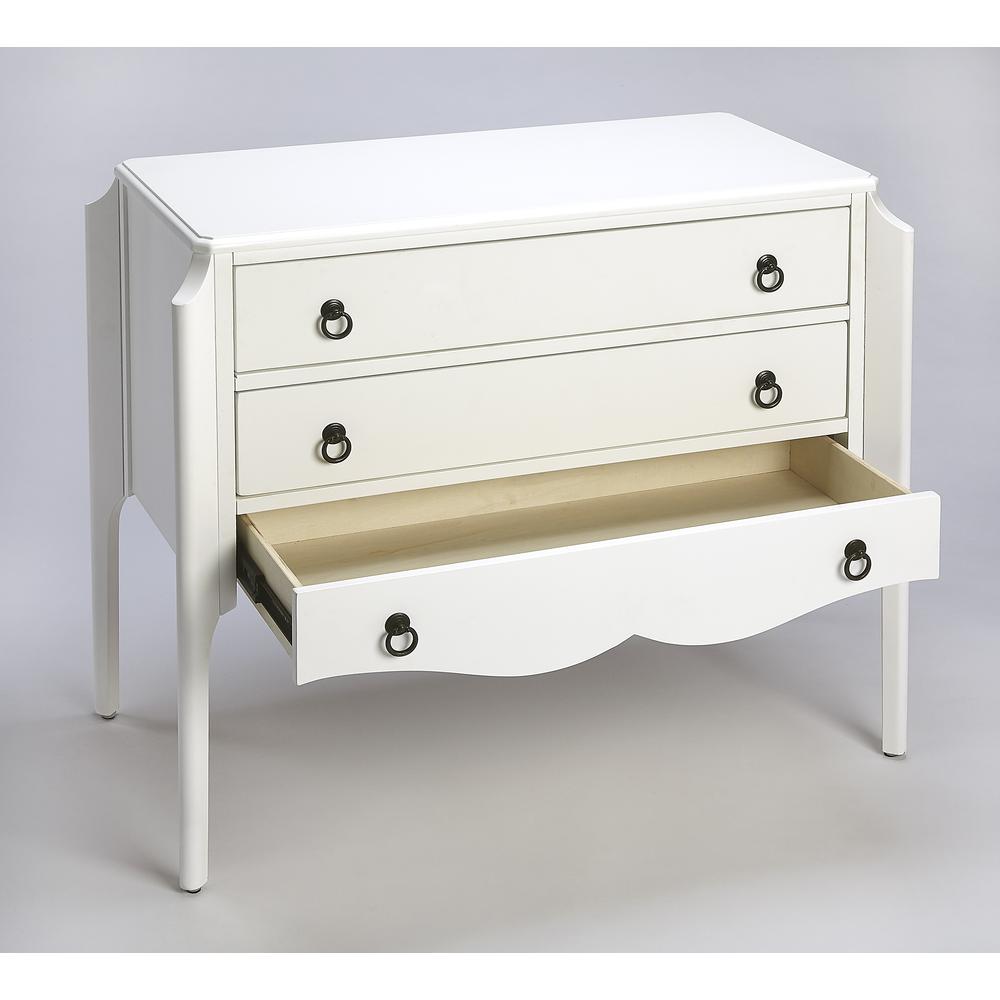 Wilshire Accent Chest, White. Picture 3