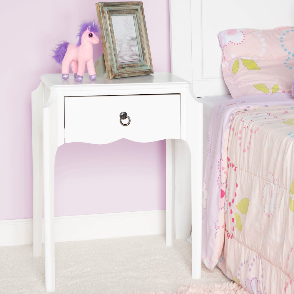 Wilshire  Nightstand, White. Picture 3