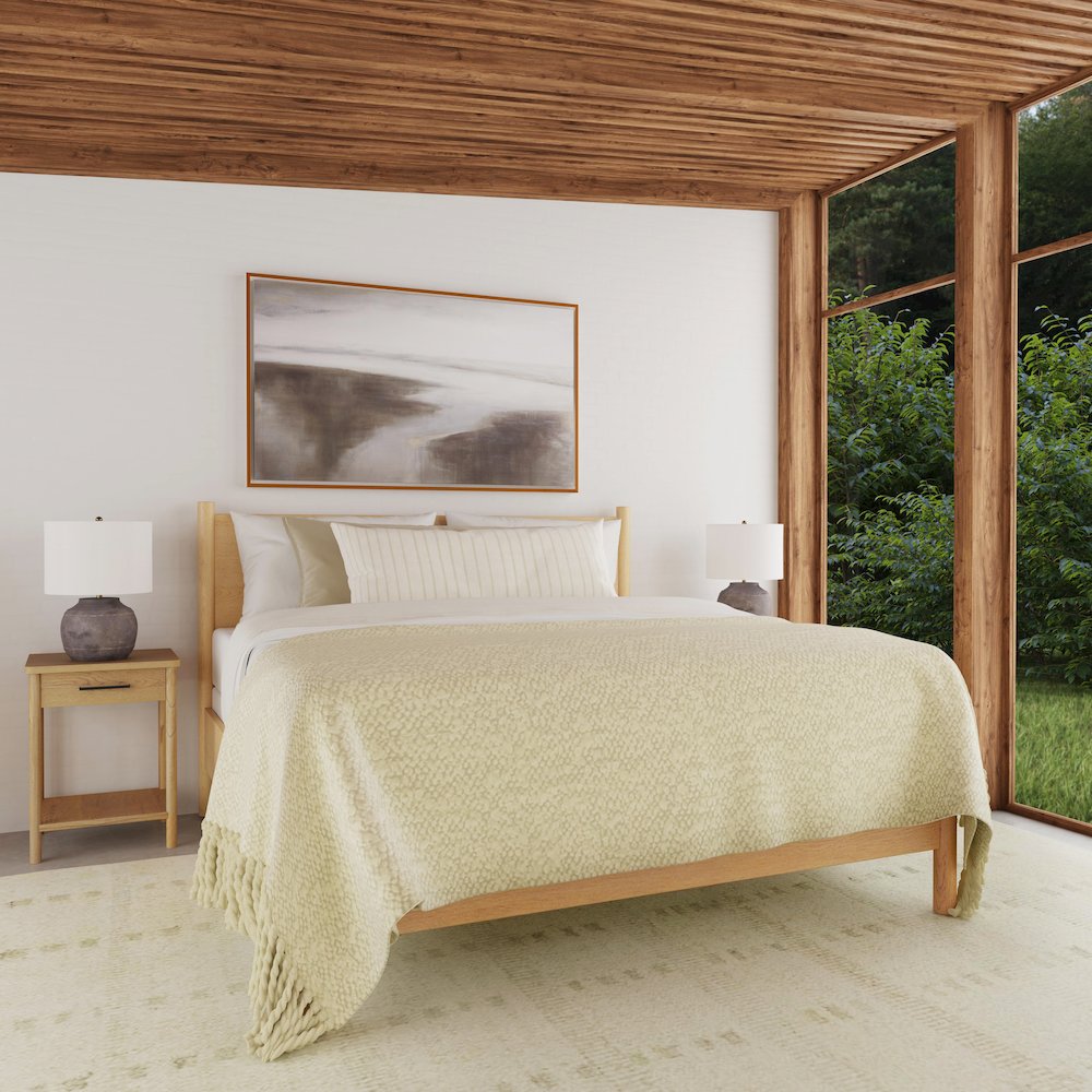 Lennon Rounded Leg  Platform King Bed, Light Brown. Picture 2