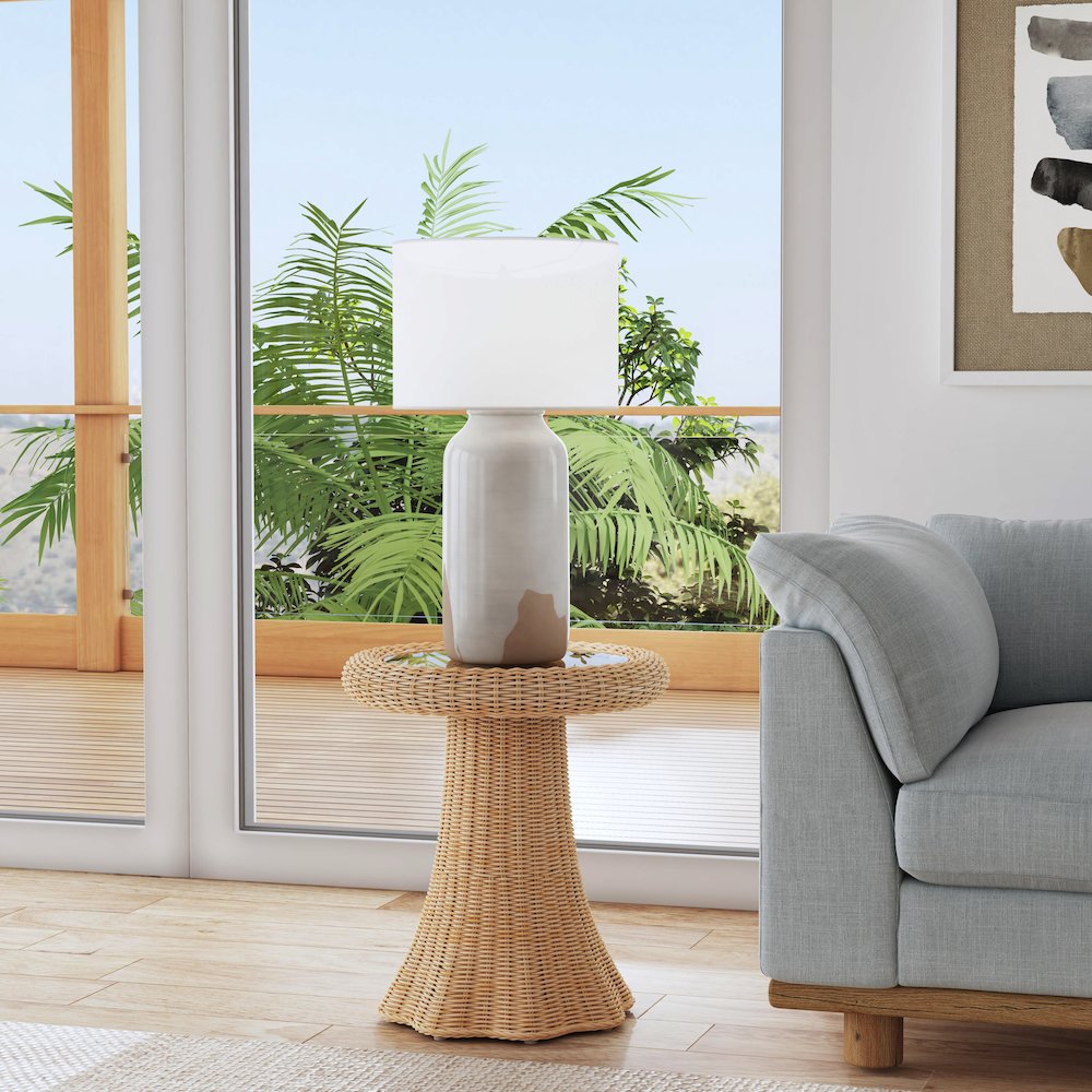 Flora Rattan Scalloped End table, Light Brown. Picture 4