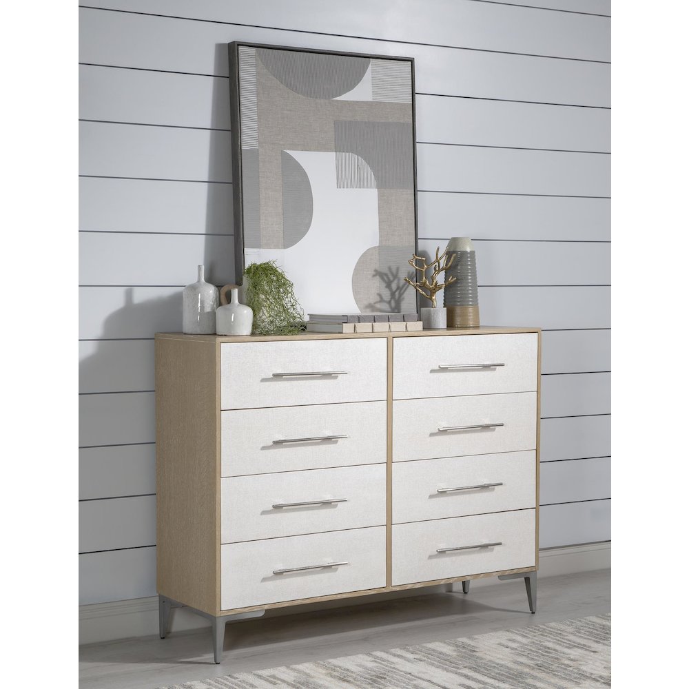 8-Drawer Dresser with Felt-Lined Top Drawers and Cedar-Lined Bottom Drawers. Picture 2