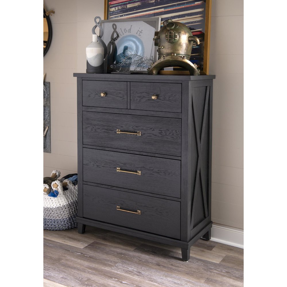 Flatiron Drawer Chest (4 Drawers). Picture 3
