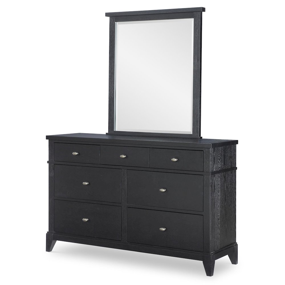 Today's Traditions Dresser (7 Drawers). Picture 2