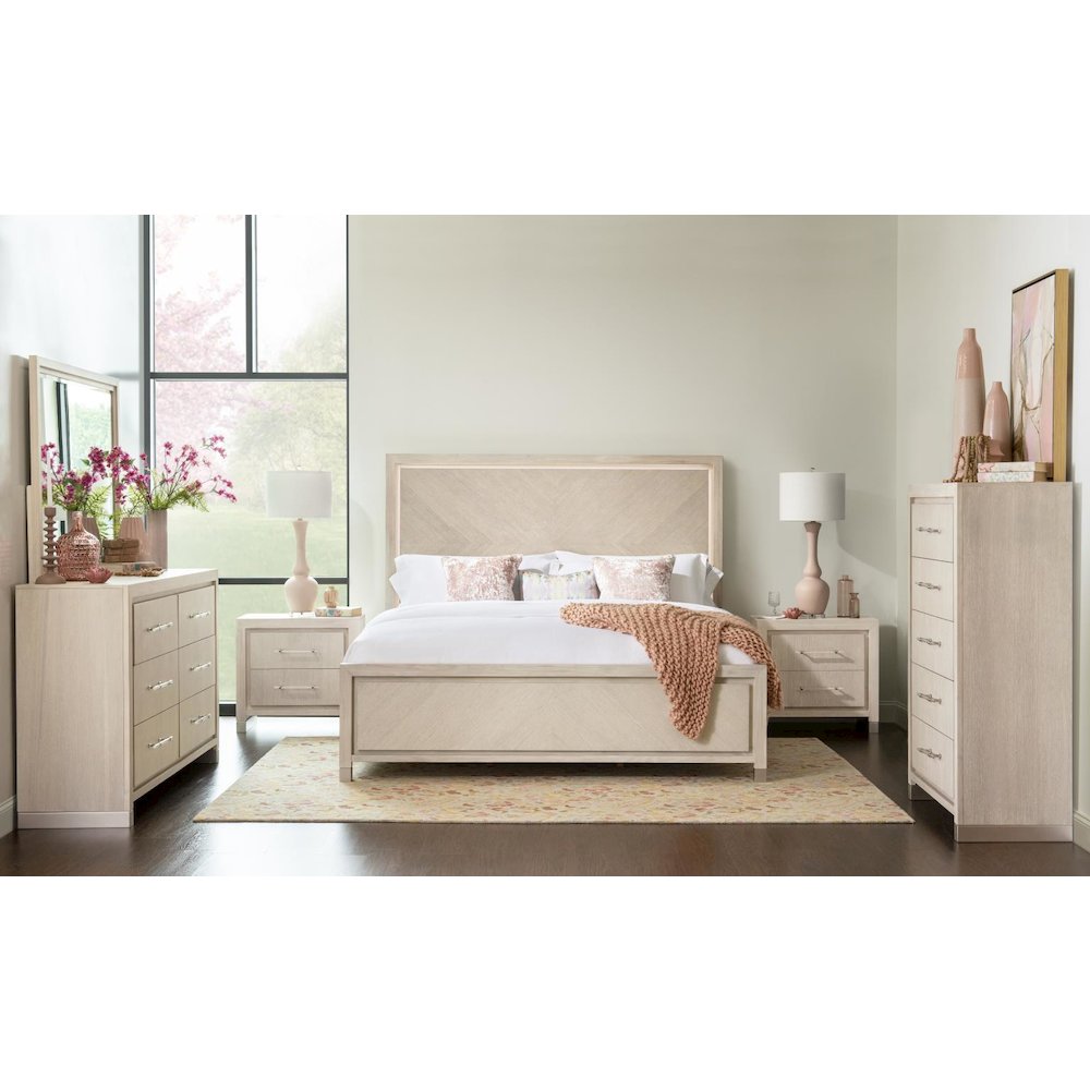 Bliss Drawer Chest (5 Drawers, Felt Lined Top Drawers, Cedar Bottom Drawers). Picture 4