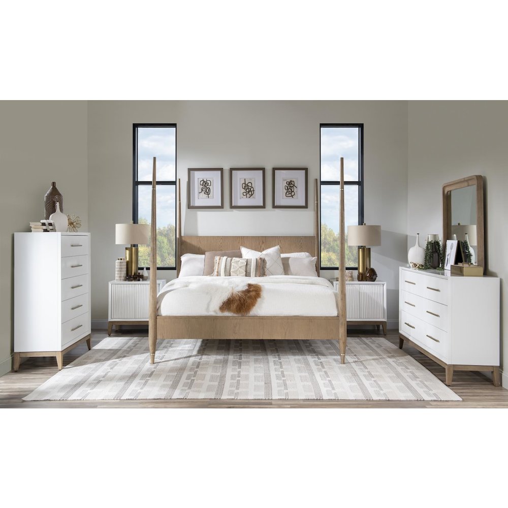 Melrose Rectangular Mirror (Beveled). Picture 4