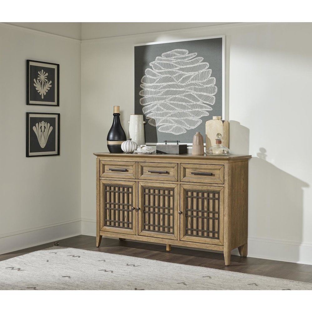 Beacon Hill Credenza (2 Felt Lined Drawers, RSF Jewelry Tray In Top Drawer). Picture 3