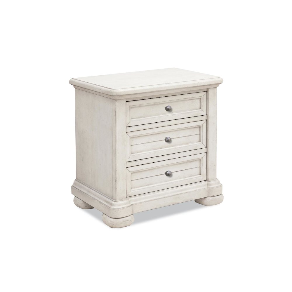 Nashville 615 Three Drawer Nightstand. Picture 1