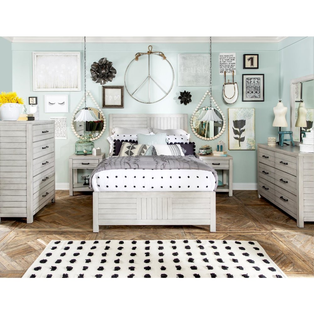 Summer Camp Drawer Chest (5 Drawers). Picture 5