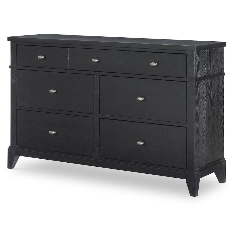 Today's Traditions Dresser (7 Drawers). Picture 1