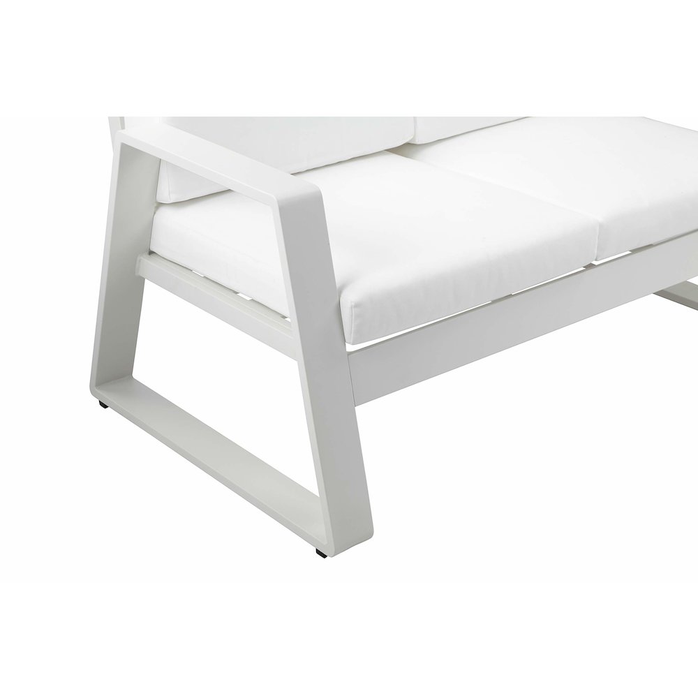 Air 4 Piece Set White In Aluminum. Picture 4
