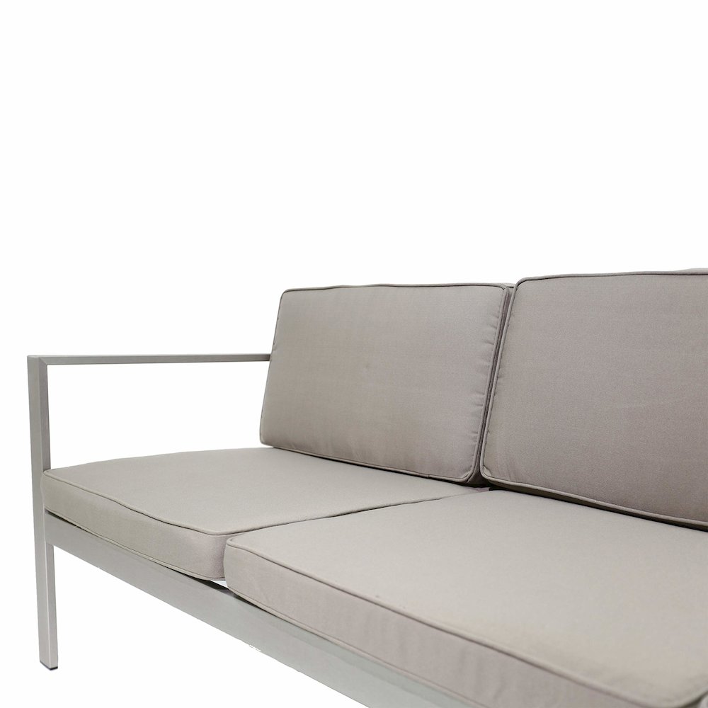 Karen 3 Seater, Grey In Aluminum, Polyresin. Picture 5