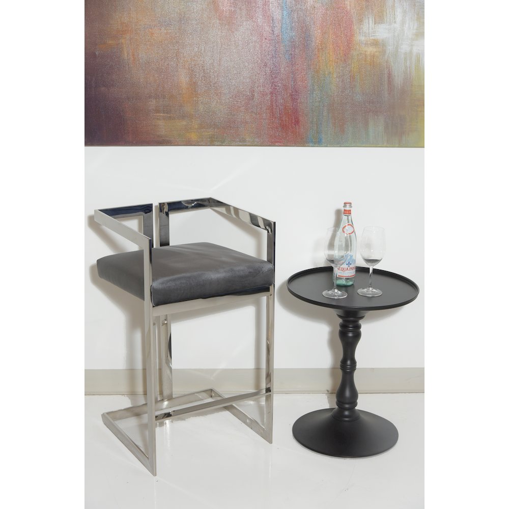 Bishop Side Table Black. Picture 3