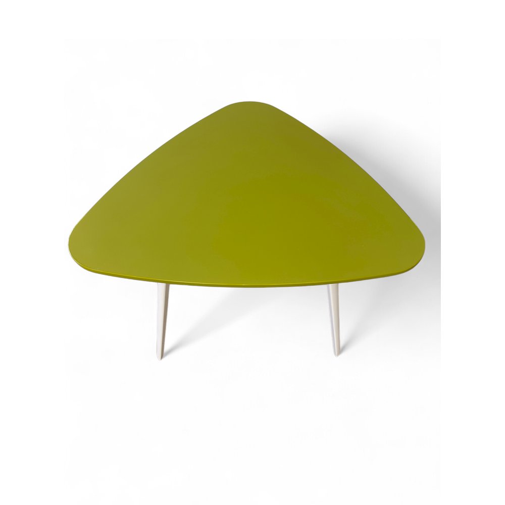 Hal Accent Table Lacquer Green. Picture 3