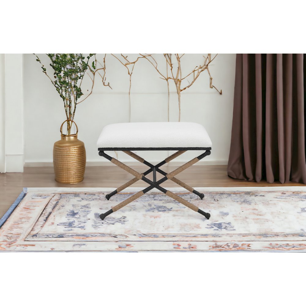 Jaipur Stool Boucle White. Picture 5