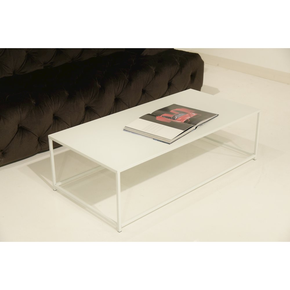 Miley Coffee Table White. Picture 3