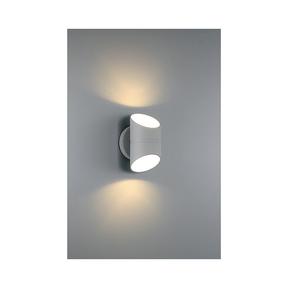 Bi-Directional Outdoor LED Wall Mount. Picture 6