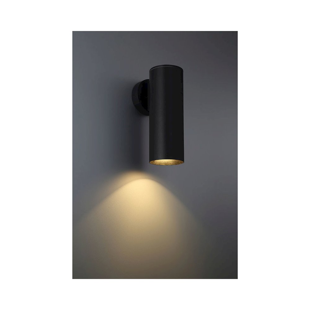 1 Light Outdoor LED Wall Mount. Picture 5