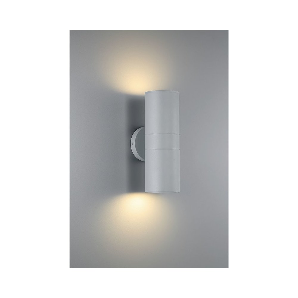 Bi-Directional Outdoor LED Wall Mount. Picture 6