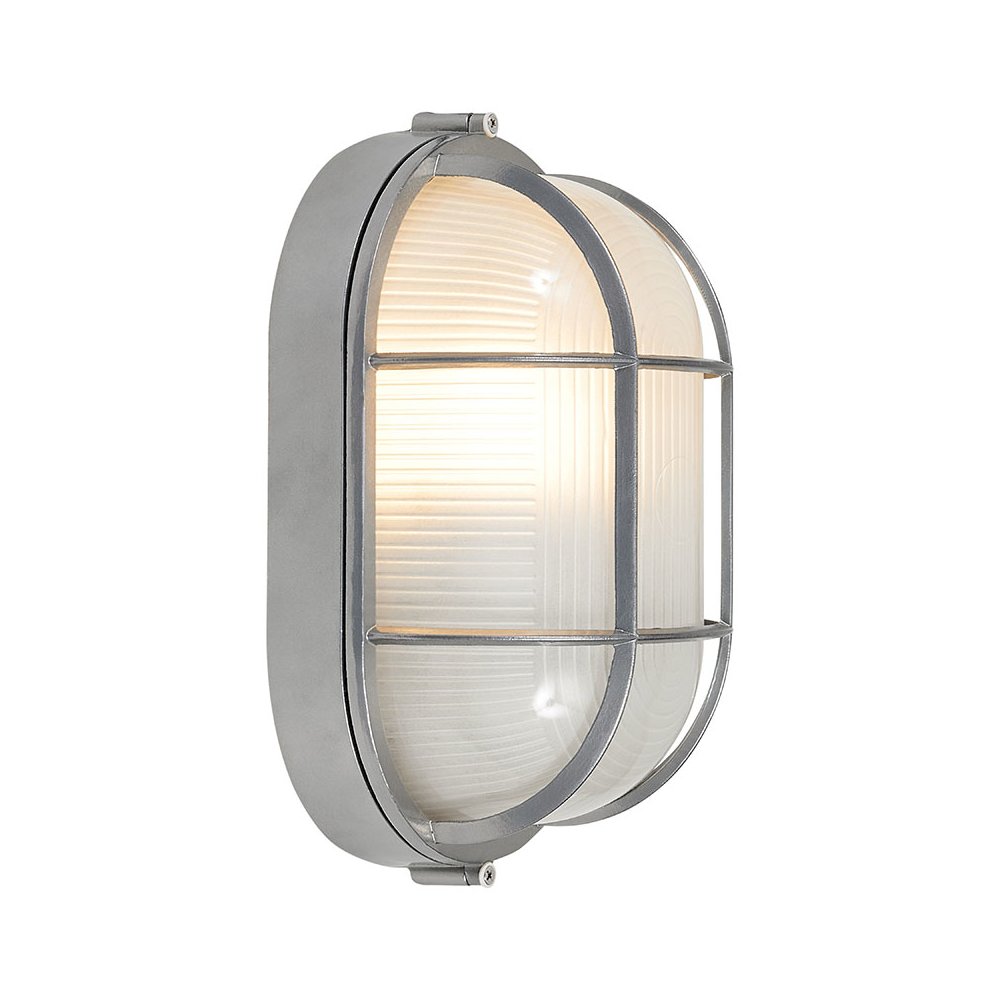 1 Light Outdoor Bulkhead. Picture 1