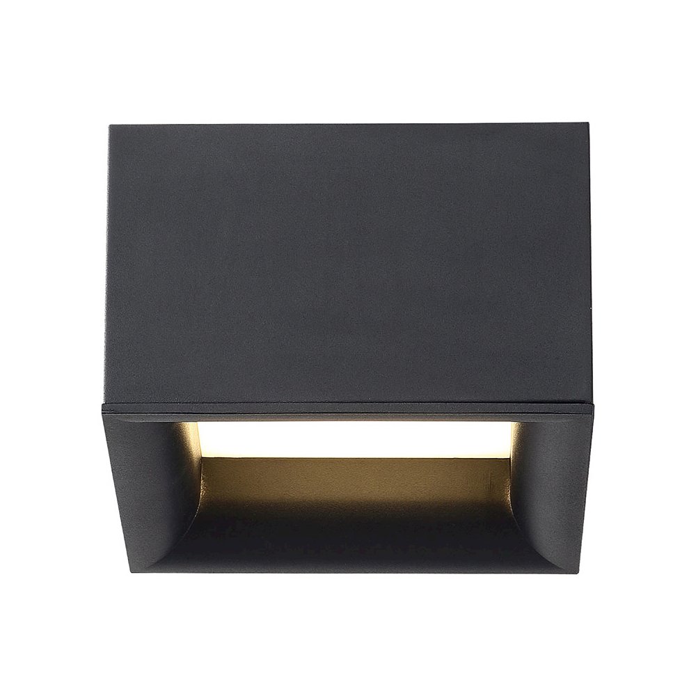 Dual Voltage LED Flush Mount. Picture 6