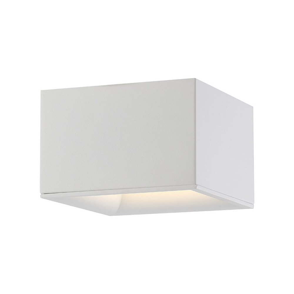 Dual Voltage LED Flush Mount. Picture 3