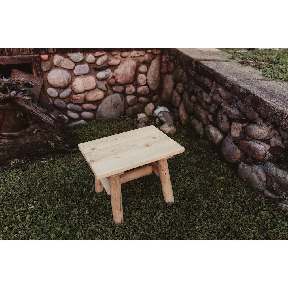 Cedar Log End Table. Picture 3