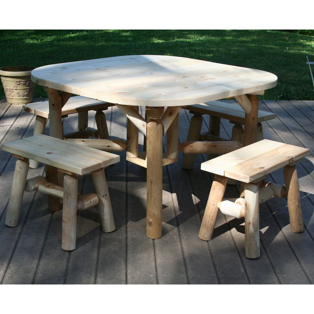 Cedar Log 47' Roundabout Table/ 4 Benches. Picture 2