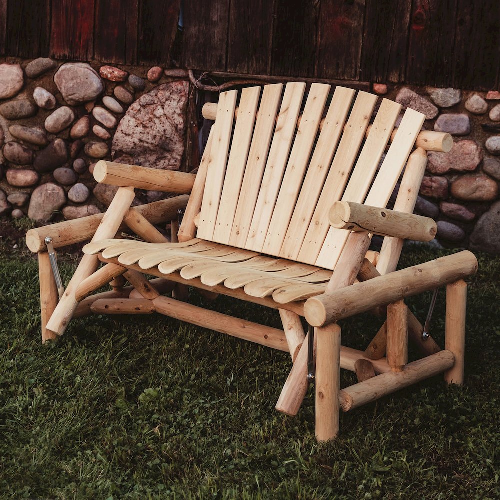 Cedar Log Glider. Picture 3