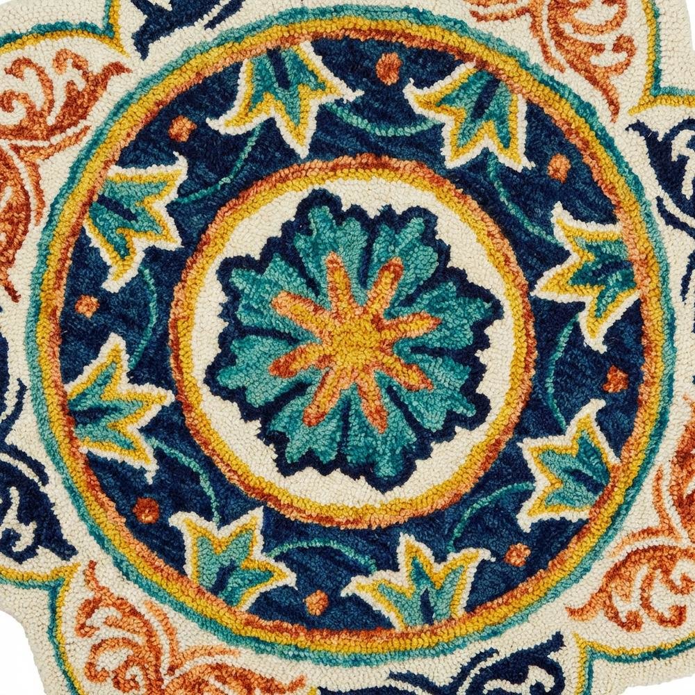 Blue Indoor Round Area Rug With Classic Style And Soft Texture. Picture 5