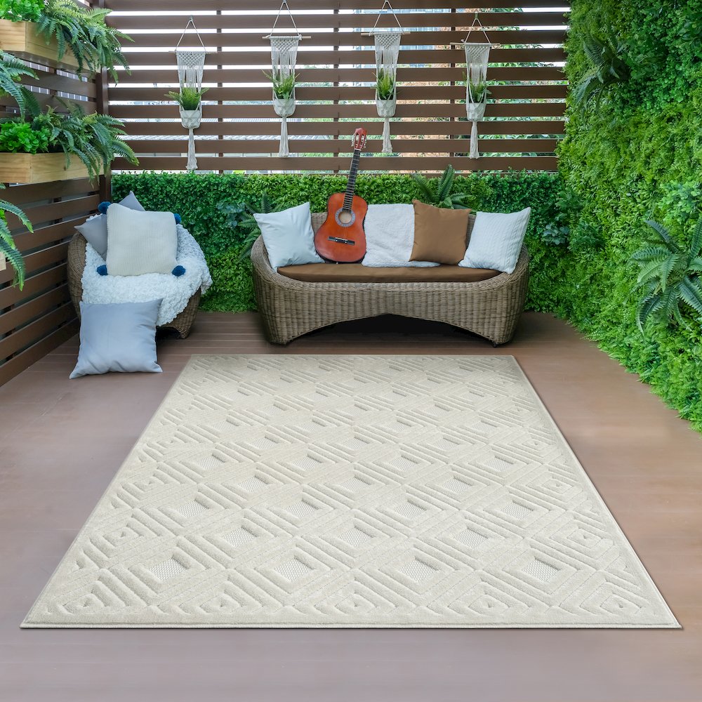 Atlas Durable Performance Area Rug Outdoor in Ivory, 7'10" x 9'10". Picture 9