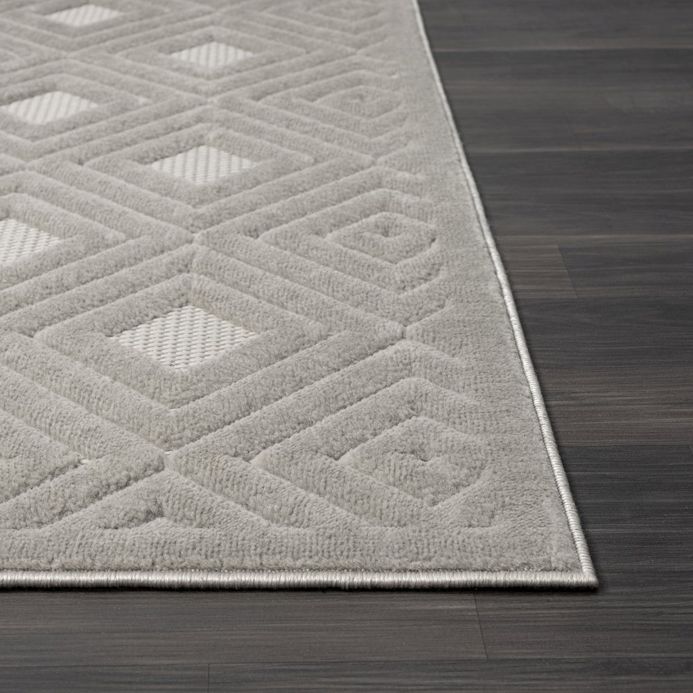 Atlas Durable Performance Area Rug Outdoor in Gray, 7'10" x 9'10". Picture 5
