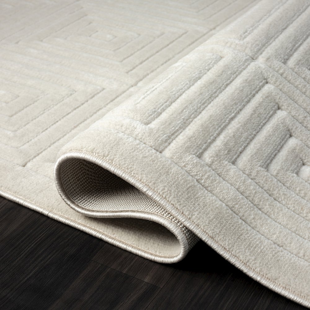 Atlas Durable Performance Area Rug Outdoor in Ivory, 7'10" x 9'10". Picture 4