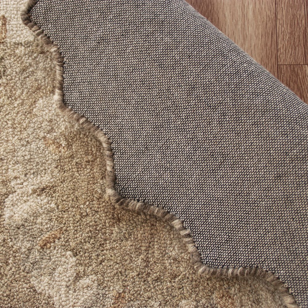Bella Rose Wool Area Rug Indoor in Beige/Cream, 3' Round. Picture 6