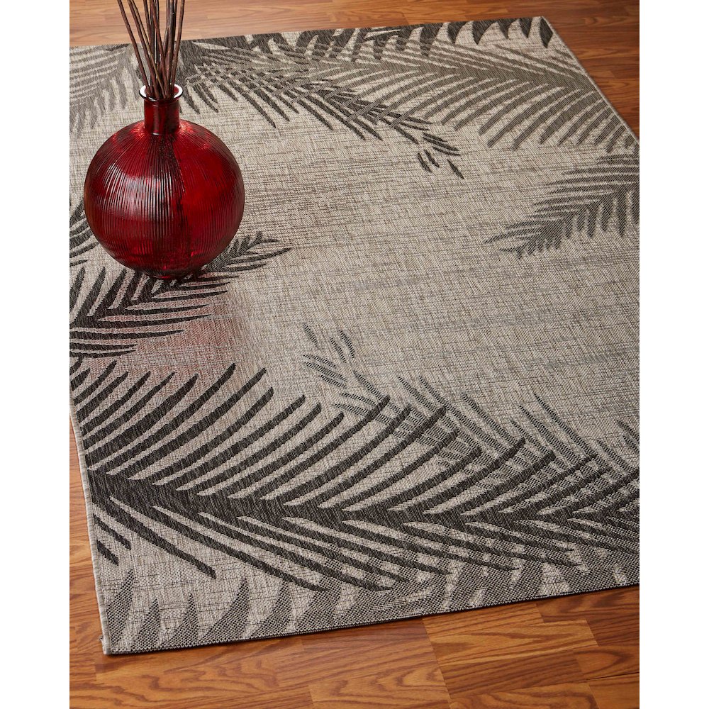 Captiva Durable Performance Area Rug Outdoor in Black/Beige, 7'9" x 9'5". Picture 7