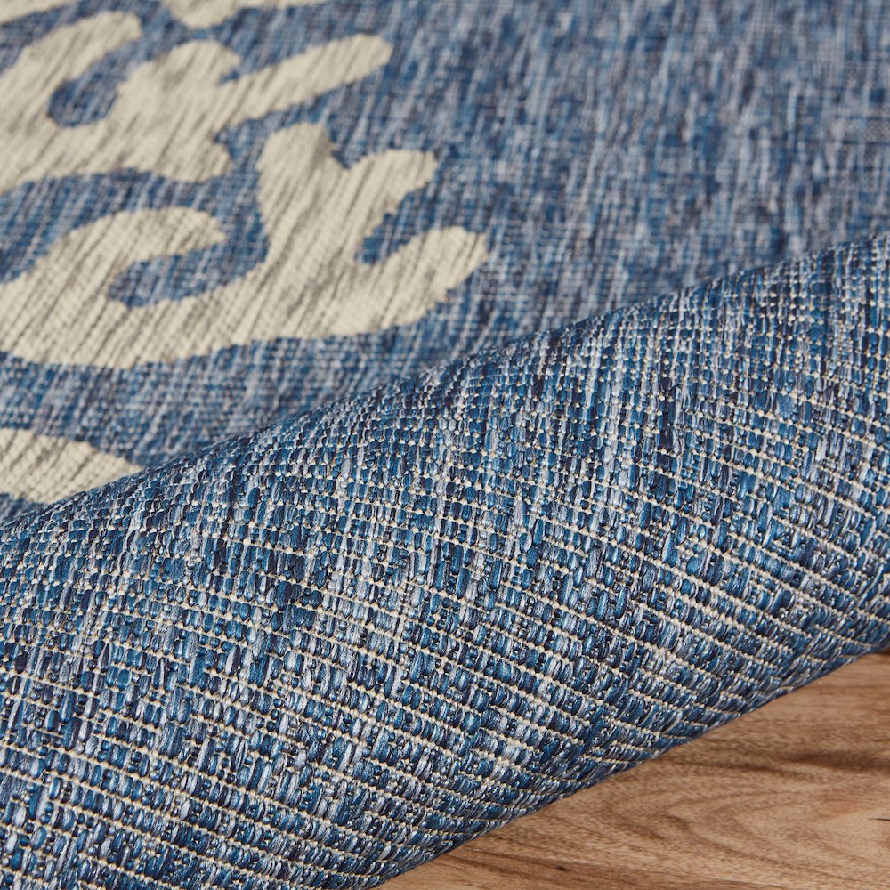 Captiva Durable Performance Area Rug Outdoor in Blue/Gray, 7'9" x 9'5". Picture 5
