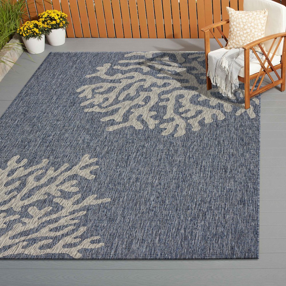 Captiva Durable Performance Area Rug Outdoor in Blue/Gray, 7'9" x 9'5". Picture 8