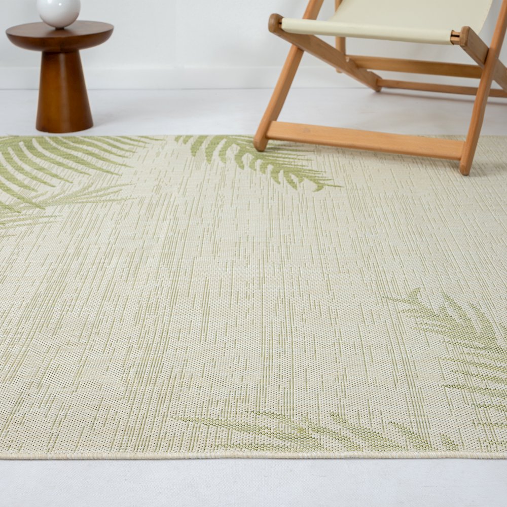 Captiva Durable Performance Area Rug Outdoor in Green/Beige, 7'9" x 9'5". Picture 7