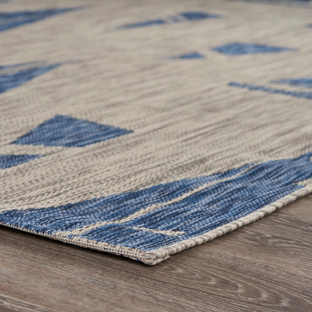 Catalina Durable Performance Area Rug Outdoor in Blue/Gray, 7'9" x 9'9". Picture 9