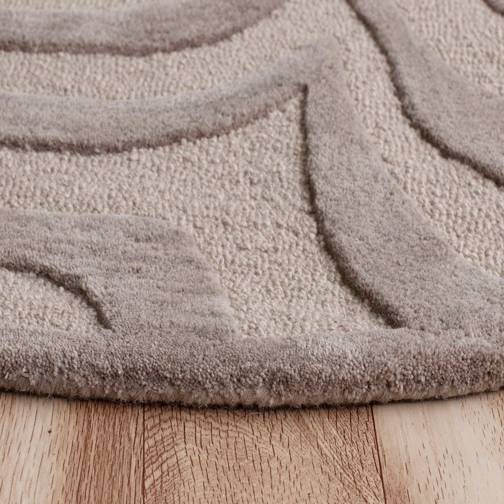 Fashion Wool Area Rug Indoor in Beige/Gray, 5' Round. Picture 5