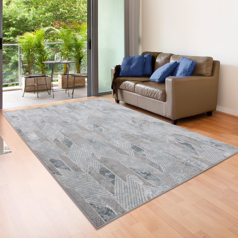 Michelle Durable Performance Area Rug Indoor in Blue/Cream, 9' x 12'. Picture 6