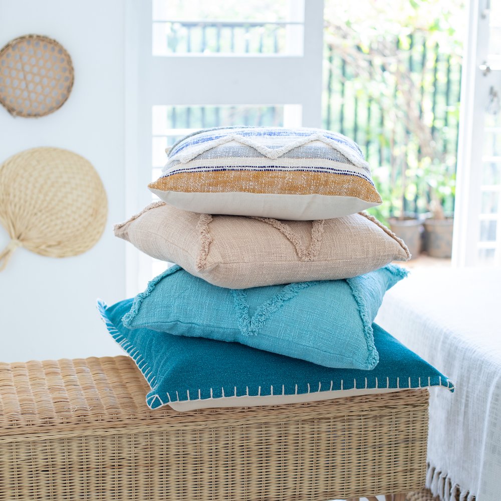 Solid Decorative Diamond Tufted Cotton Throw Pillow. Picture 9
