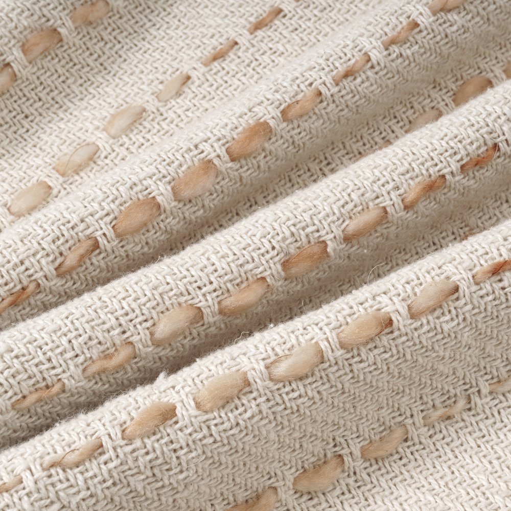 Dash Pillows Cotton Blend Poly Filled Pillow in White/Brown, 20" x 20". Picture 4