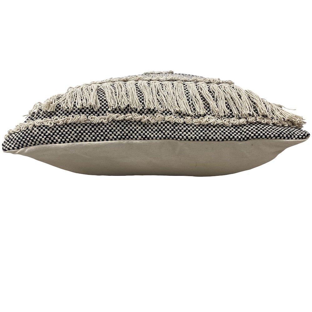 Diamond Over tufted Throw Pillow. Picture 6
