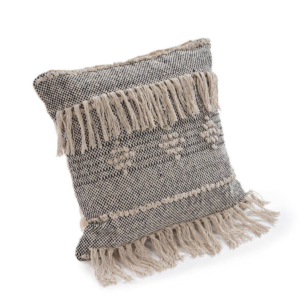 Diamond Over tufted Throw Pillow. Picture 7