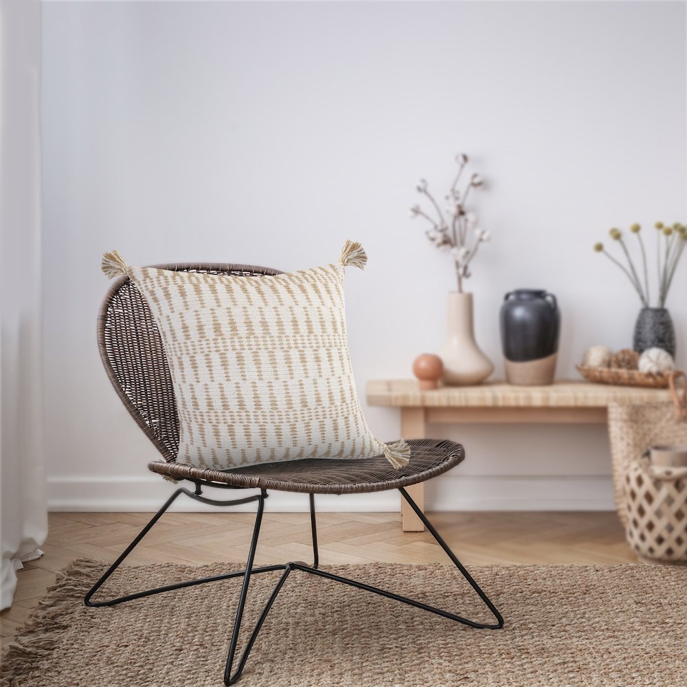 Ivory and Jute Geometric and Tasseled Throw Pillow. Picture 2